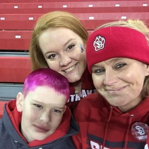 Meet your Posher, Crystal